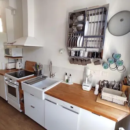 Maison Pour 6/7 Personnes A 400m De La *