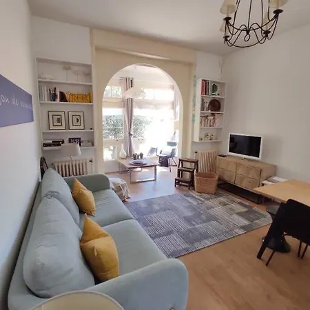 Holiday home Maison Pour 6/7 Personnes A 400m De La *